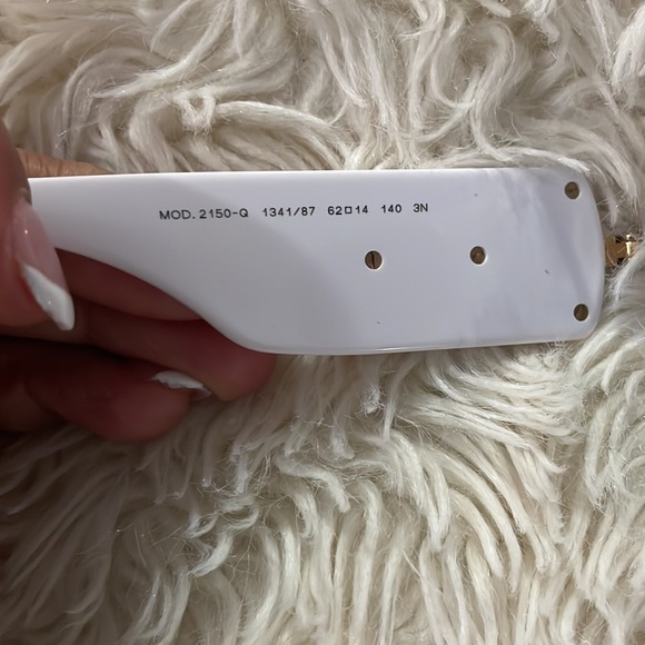 Versace sunglasses - Picture 3 of 10